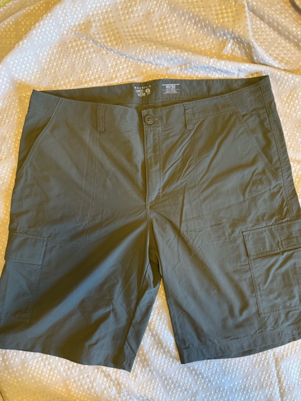 Mountain Hardware hiking shorts, 40 waist,  11” inseam